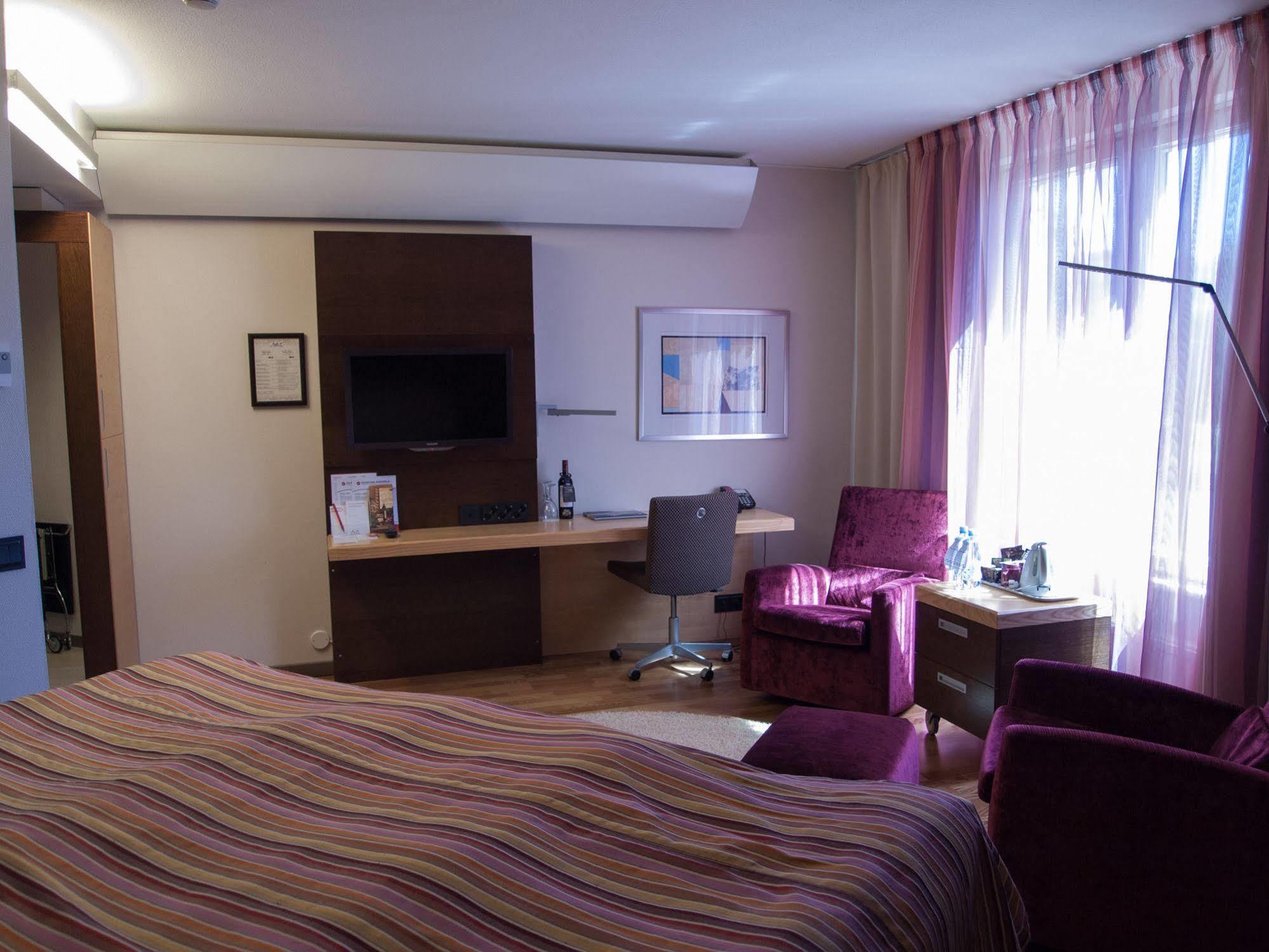 Original Sokos Hotel Vaakuna Коувола Экстерьер фото
